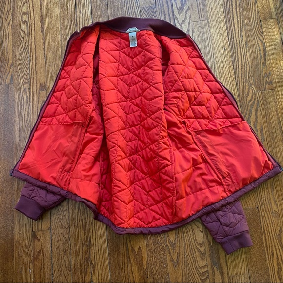 Duluth Trading Co Women's Agiloft Puffer Jacket - Burgundy Medium - Picture 6 of 6